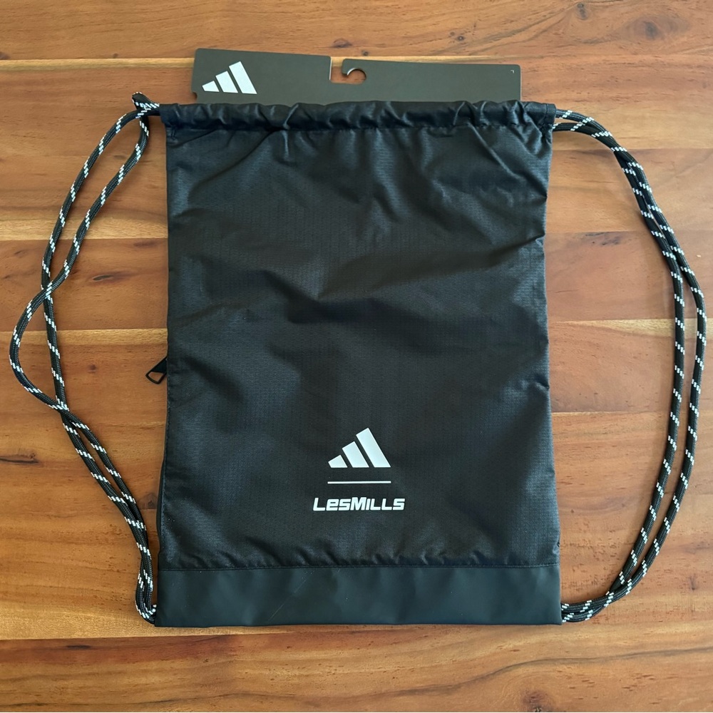 Adidas gym sack with Les Mills branding.